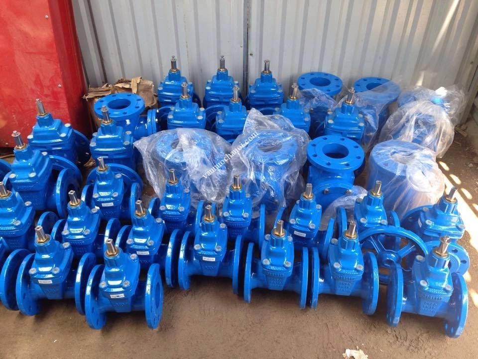 van_cong_ty_chim_nap_chup_arv