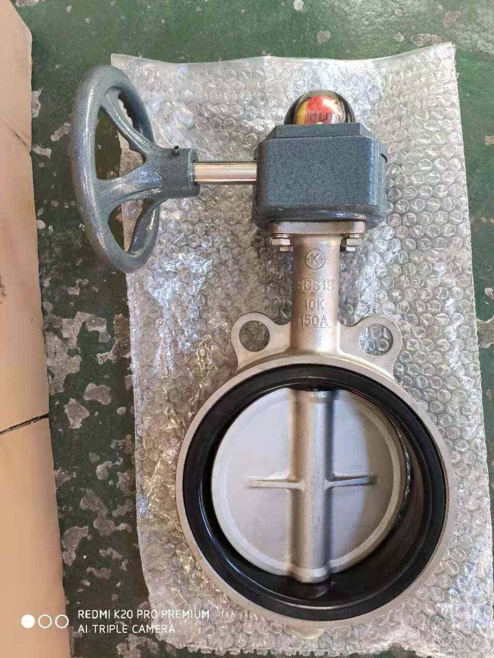 van_buom_inox_tay_quay_1